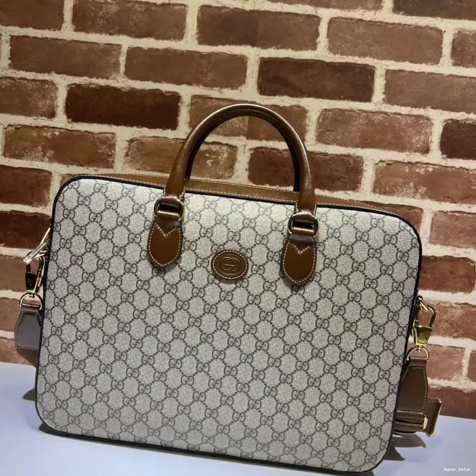 Hyperpeter WITH GUCCI G BUSINESS INTERLOCKING CASE 0607